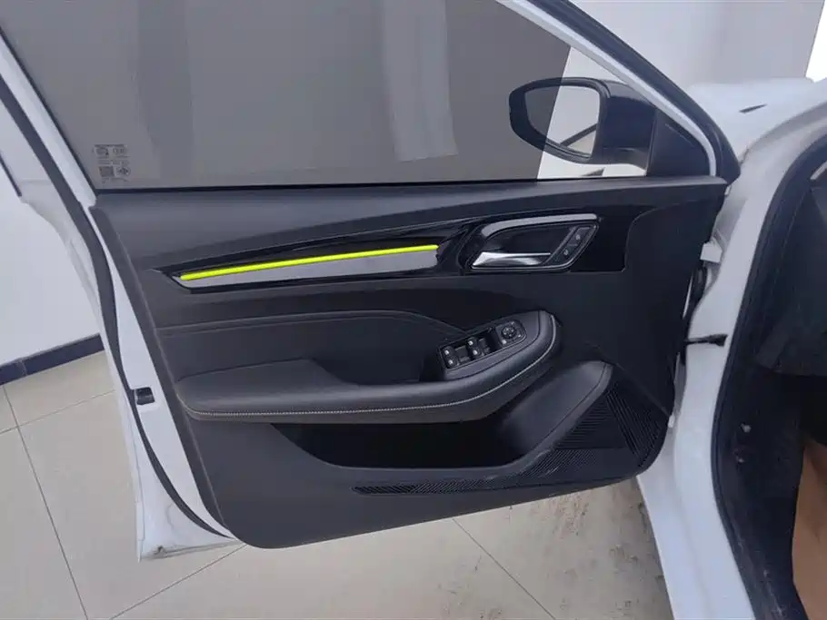 Roewe i5 1.5 L Manual Platinum