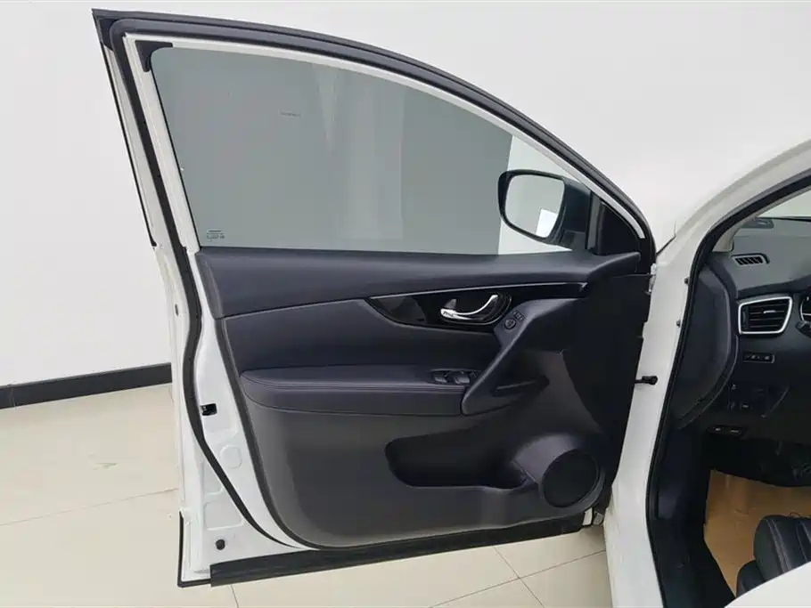 Qashqai Classic 2.0 L CVT XV Comfort