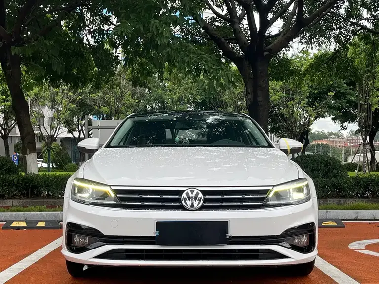 Volkswagen Lamando 280 TSI DSG Comfort CN-VI