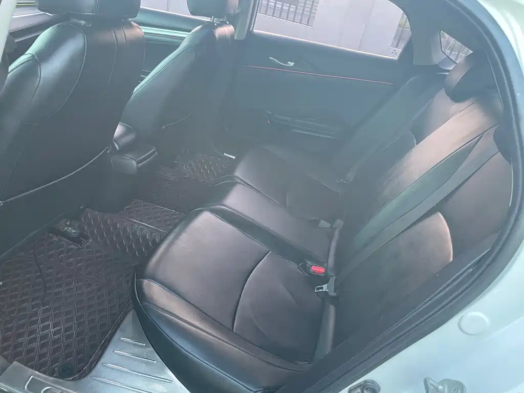 Civic 180 TURBO CVT Comfort