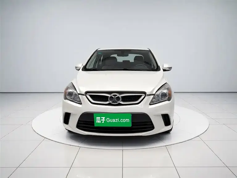 Baic Senova D20 绅宝D20 2015款 两厢 1.5 L 手动乐天版