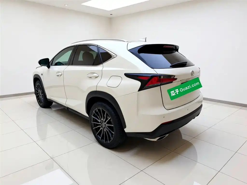 Lexus NX 200 t AWD Sharp Style