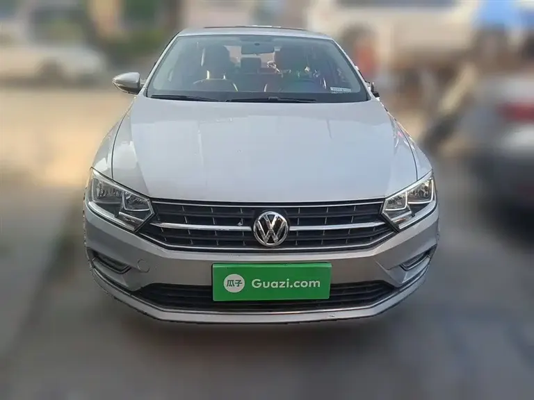 Volkswagen Bora 1.6 L Manual Comfort
