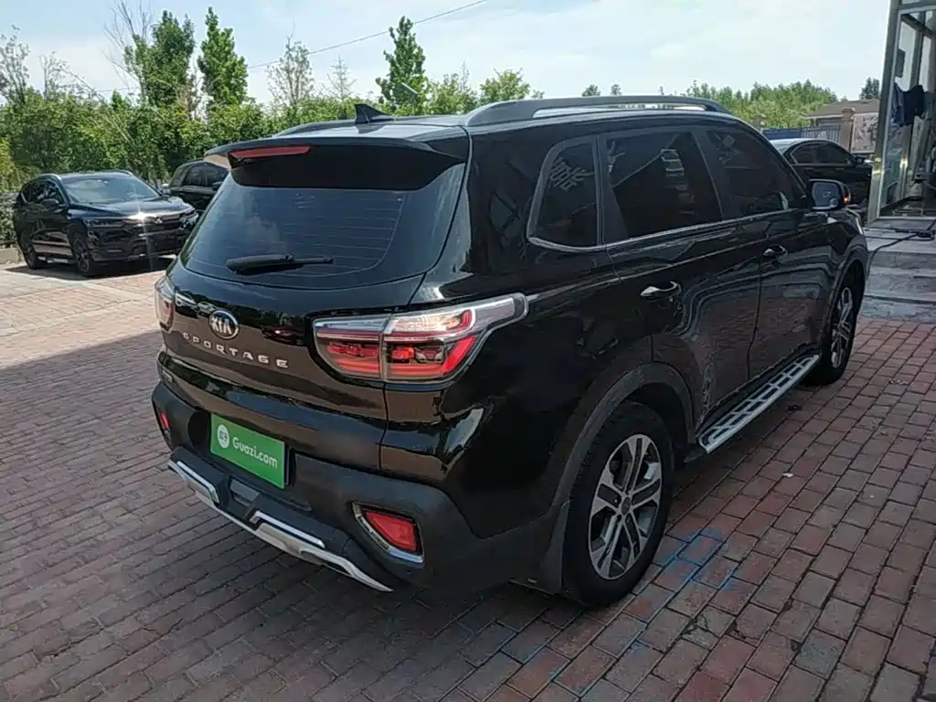 Sportage 2.0 L Auto Smart Enjoyment Luxury CN-V