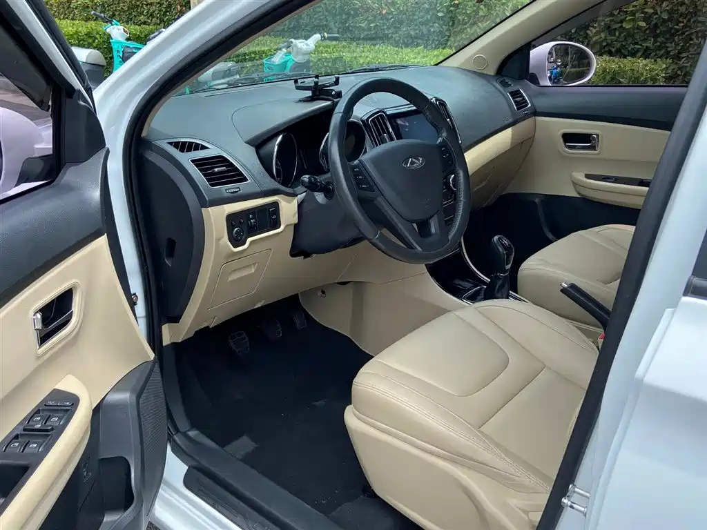 Chery E3 1.5 L Manual Smart Style