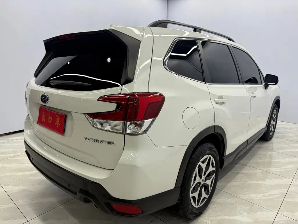 Forester 2.0 i AWD Luxury EyeSight