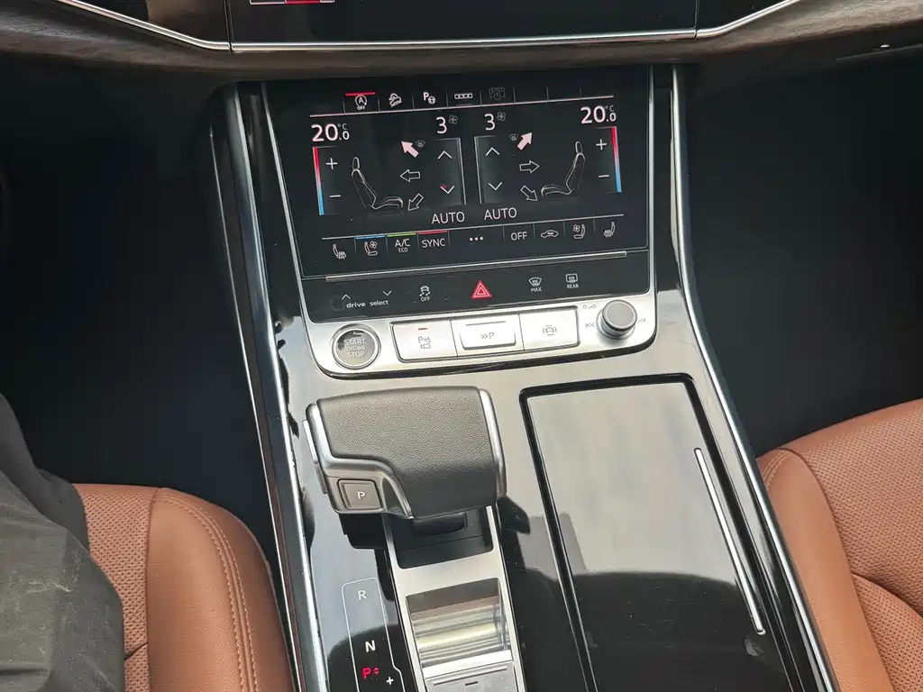 Audi Q7 55 TFSI quattro S line Sport