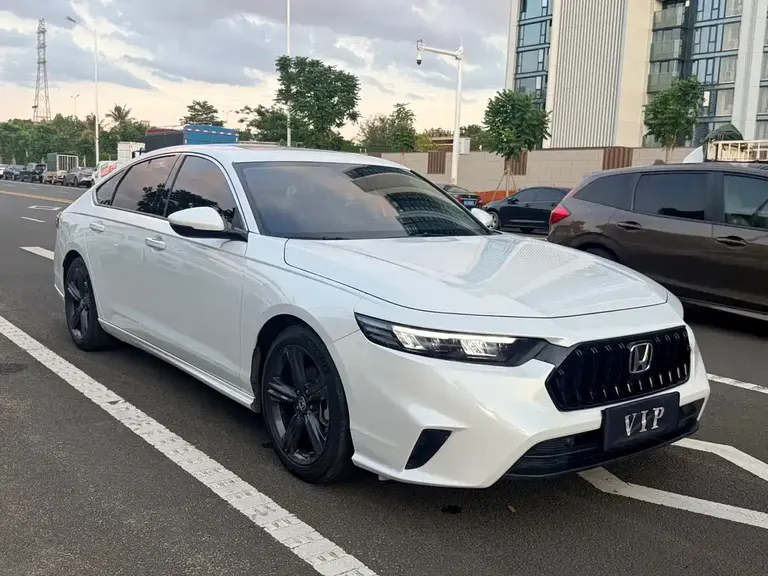 Honda Inspire 260 TURBO Elegant