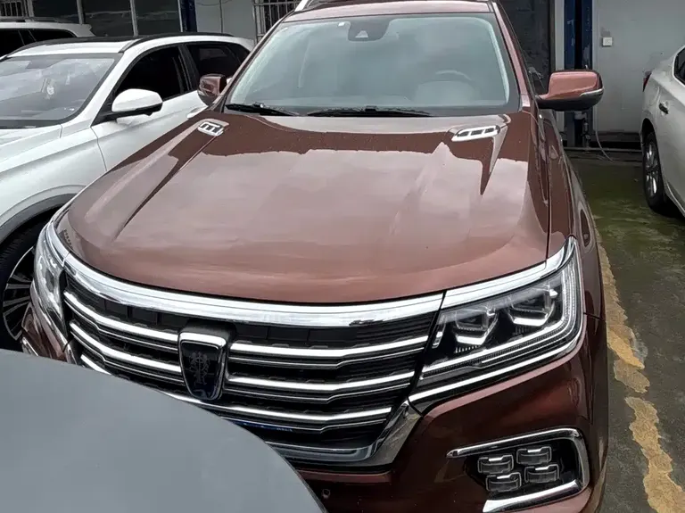 Roewe RX8 30 T Connected 4 WD Supreme