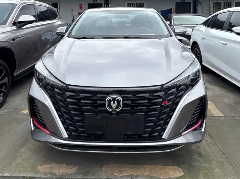 Changan Eado PLUS Blue Whale NE 1.4 T GDI DCT Flagship