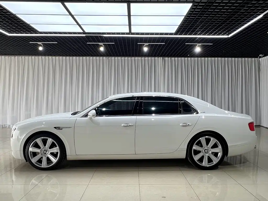 Flying Spur 6.0 T W12 Distinguished