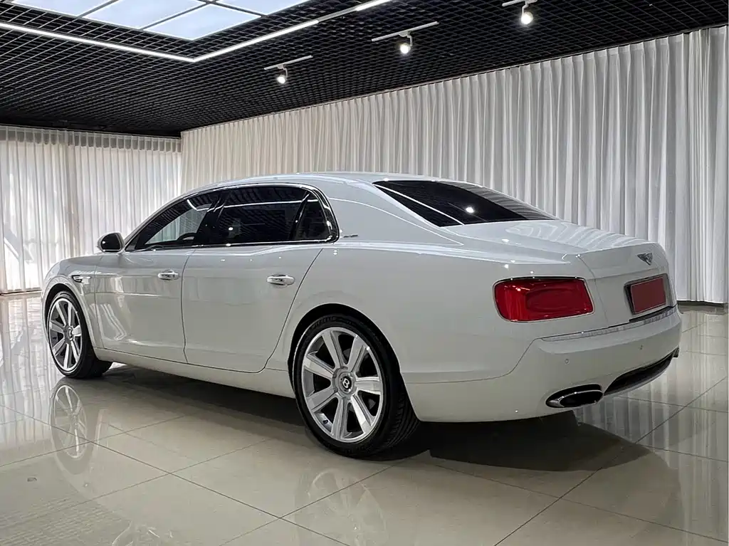 Flying Spur 6.0 T W12 Distinguished