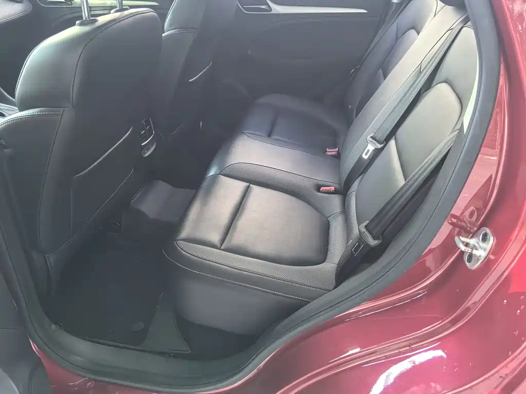MG ZS 180 DVVT Auto Lite