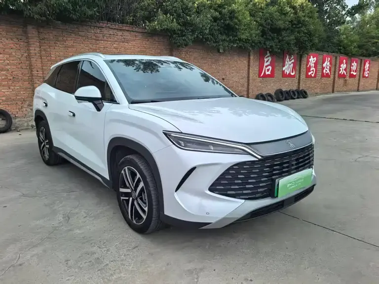 BYD Song L DM-i Smart Drive 112 km Transcend