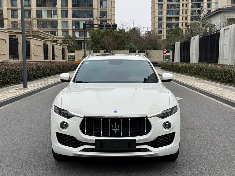 Maserati Levante 3.0 T Standard