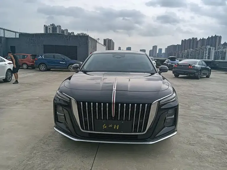 Hongqi H5 2.0 T Auto Connected Flagship