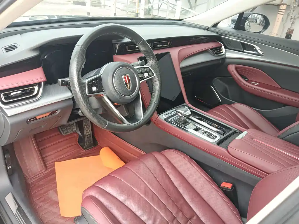 Hongqi H5 2.0 T Auto Connected Flagship