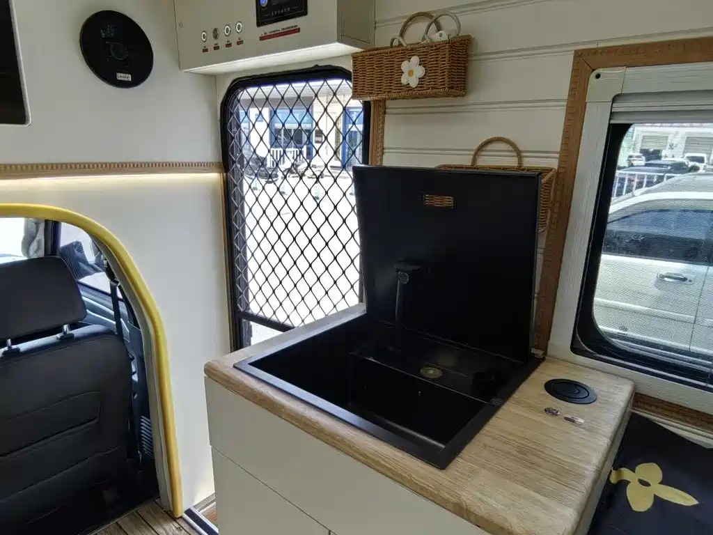 Maxus V80 RV RV80 C Agile
