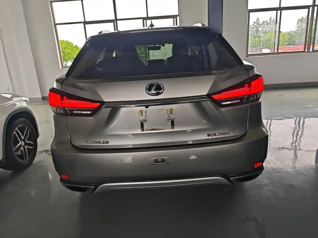 Lexus RX Facelift 300 2 WD Elite