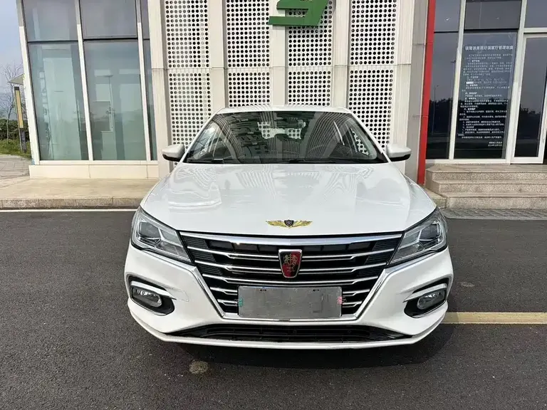 Roewe i5 1.5 L Manual Leading Luxury