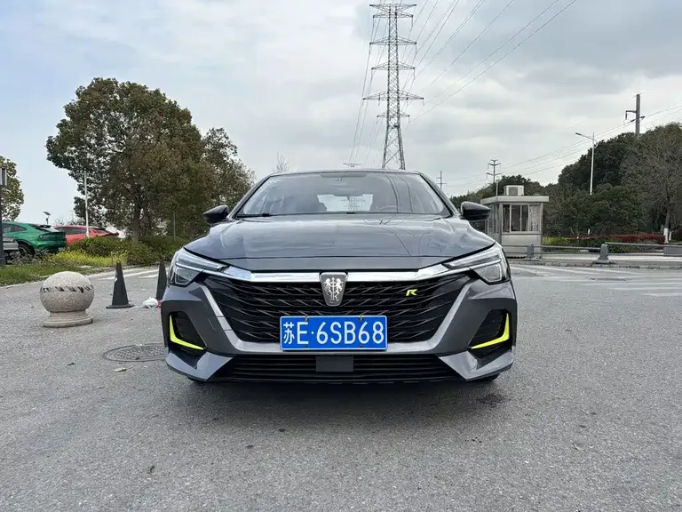 Roewe i6 MAX 荣威i6 MAX 2020款 300 TGI 自动爽酷智驾版