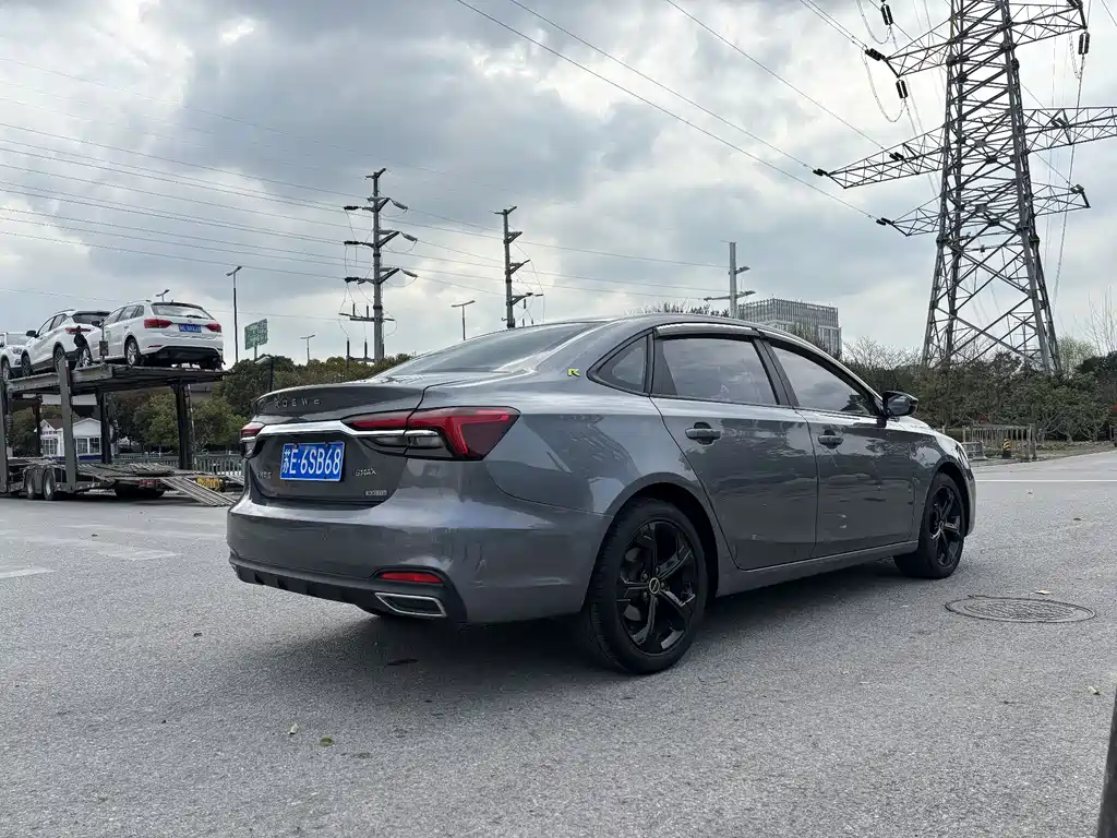 Roewe i6 MAX 荣威i6 MAX 2020款 300 TGI 自动爽酷智驾版