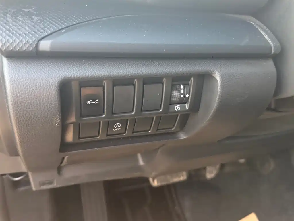 Forester 2.0 i Luxury EyeSight