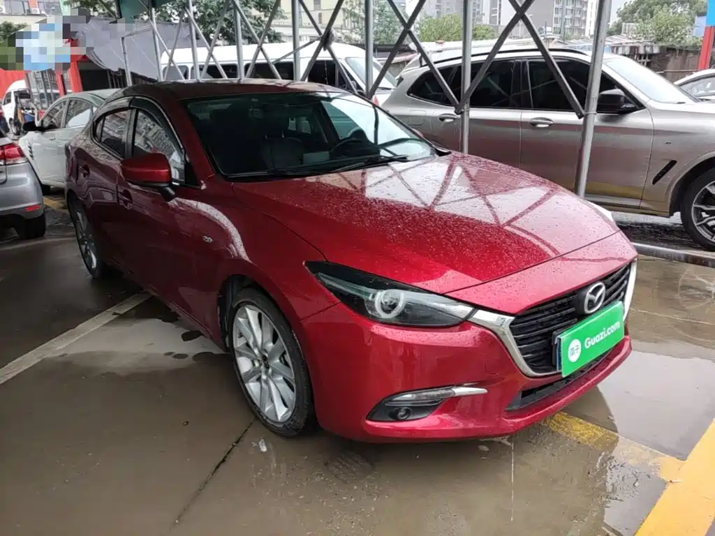 Mazda 3 Axela Sedan 2.0 L Auto Distinguished CN-V