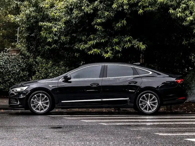 Buick LaCrosse 652 T Luxury