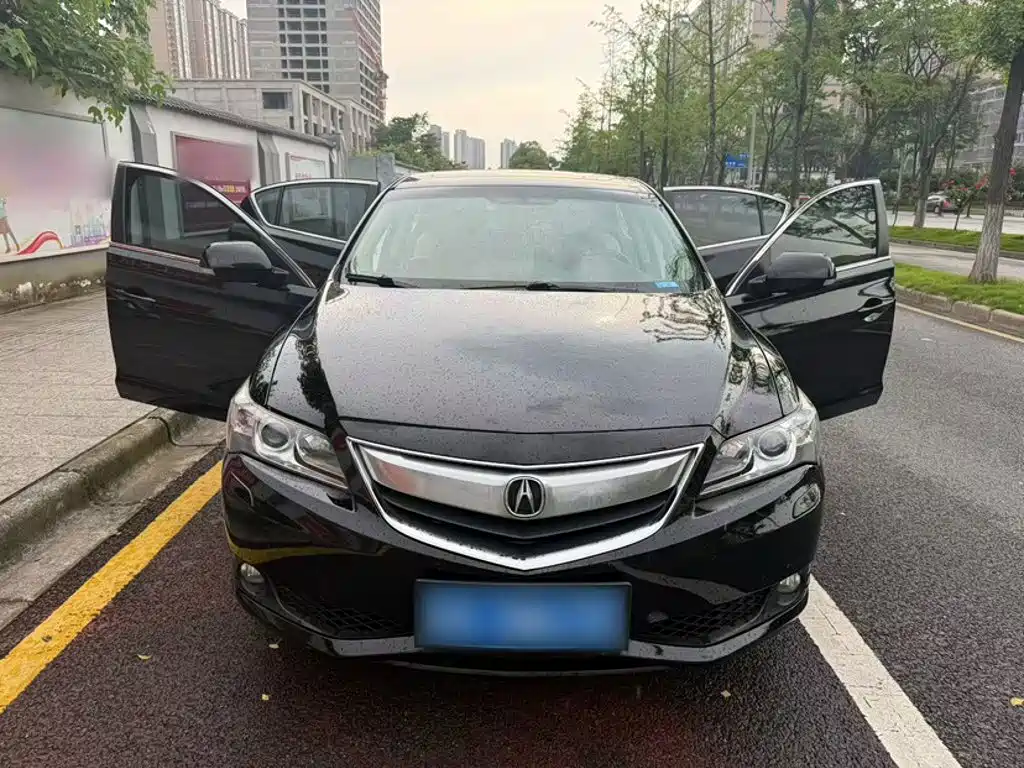 Acura ILX 2.0 L Elite Sharp