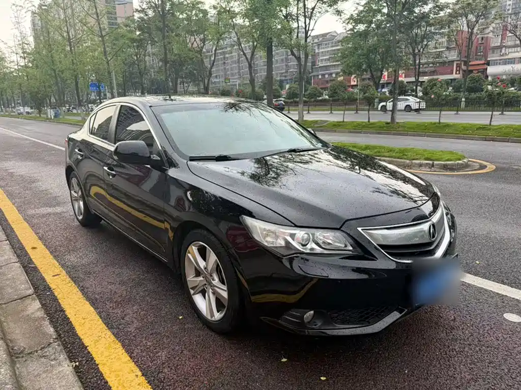 Acura ILX 2.0 L Elite Sharp