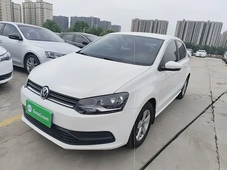 Volkswagen Polo 1.4 L Auto Style