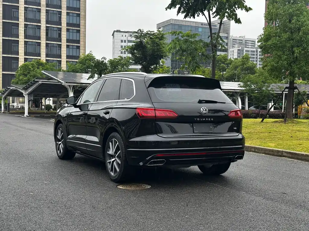 Touareg 3.0 TSI Sharp Enjoyment Classic Sport Package