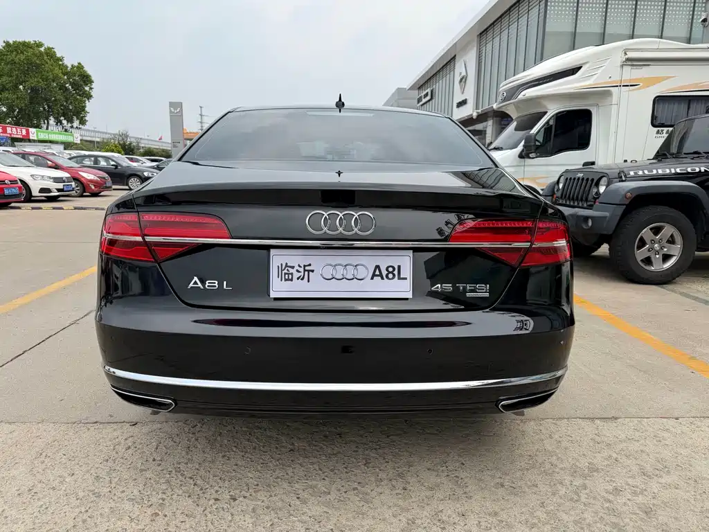 Audi A8 A8 L 45 TFSI quattro Luxury