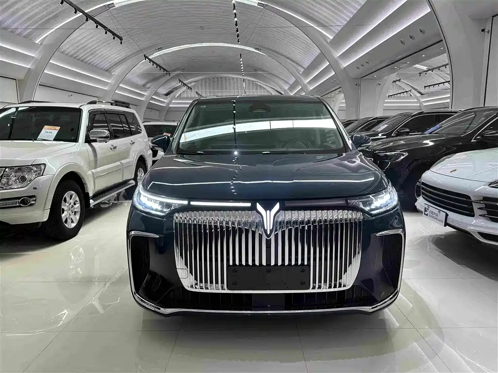 Voyah Dreamer PHEV 4 WD Flagship Kunpeng