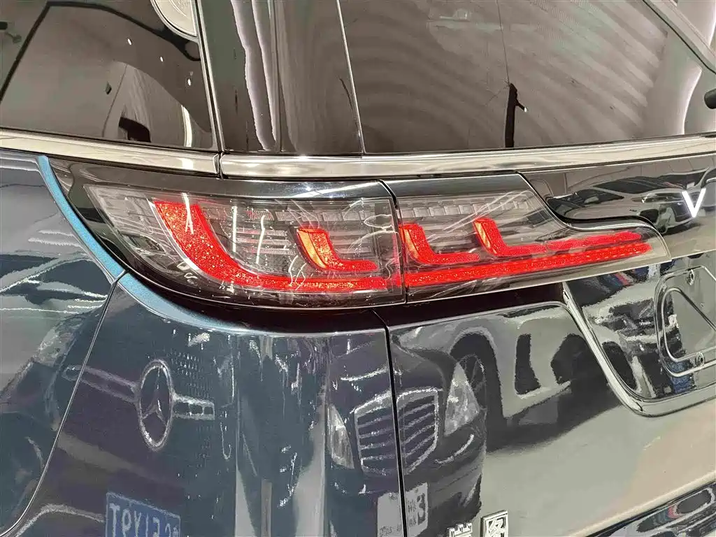 Voyah Dreamer PHEV 4 WD Flagship Kunpeng