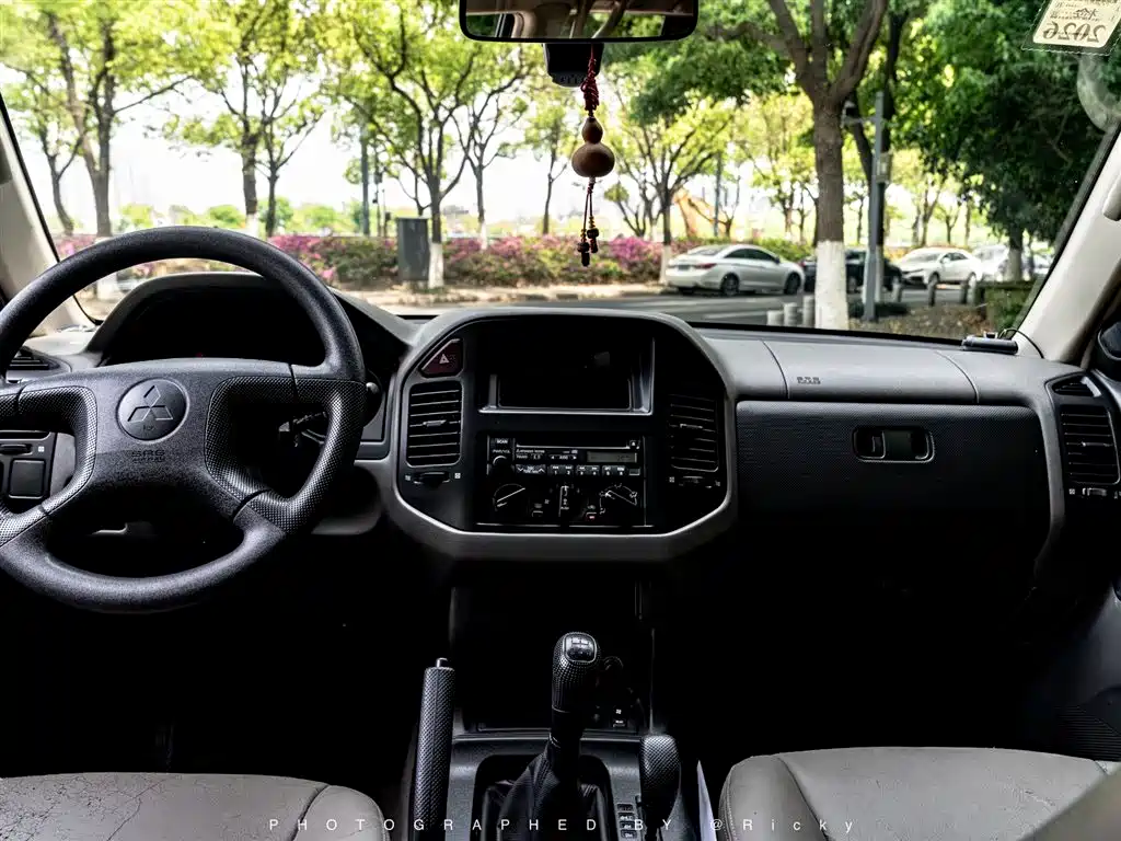 Pajero 帕杰罗 2008款 V73 3.0 L MT GLS