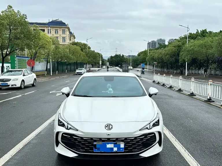 MG7 2.0 T Auto Beauty Hunter Luxury Enjoyment