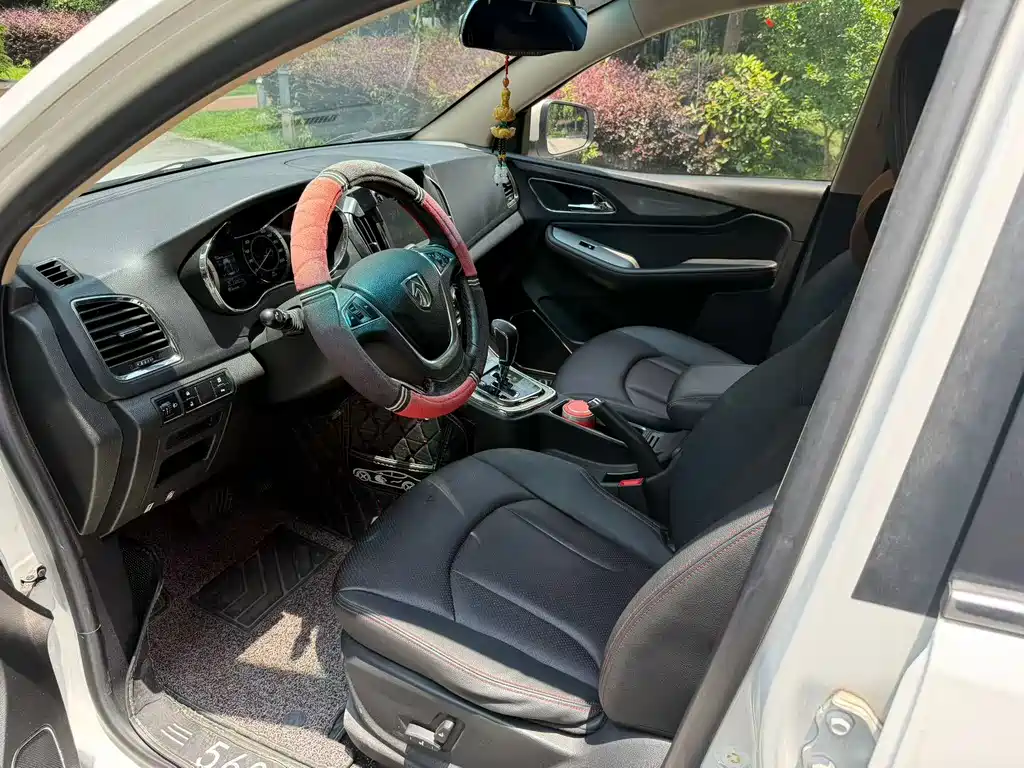 Baojun 560 1.8 L iAMT Luxury