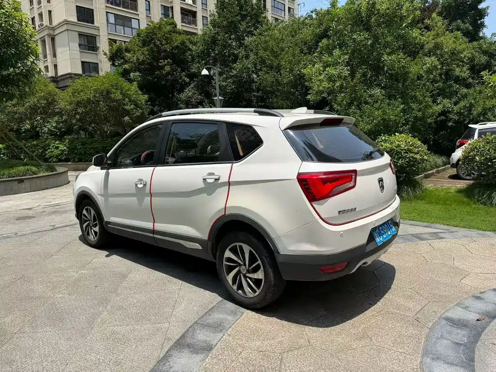 Baojun 560 1.8 L iAMT Luxury