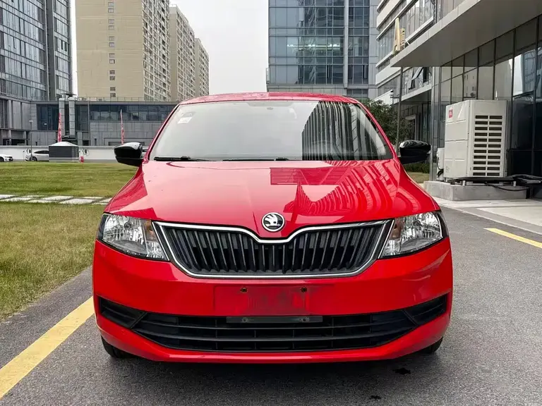 Skoda Rapid Spaceback 昕动 2018款 1.6 L 自动标准版