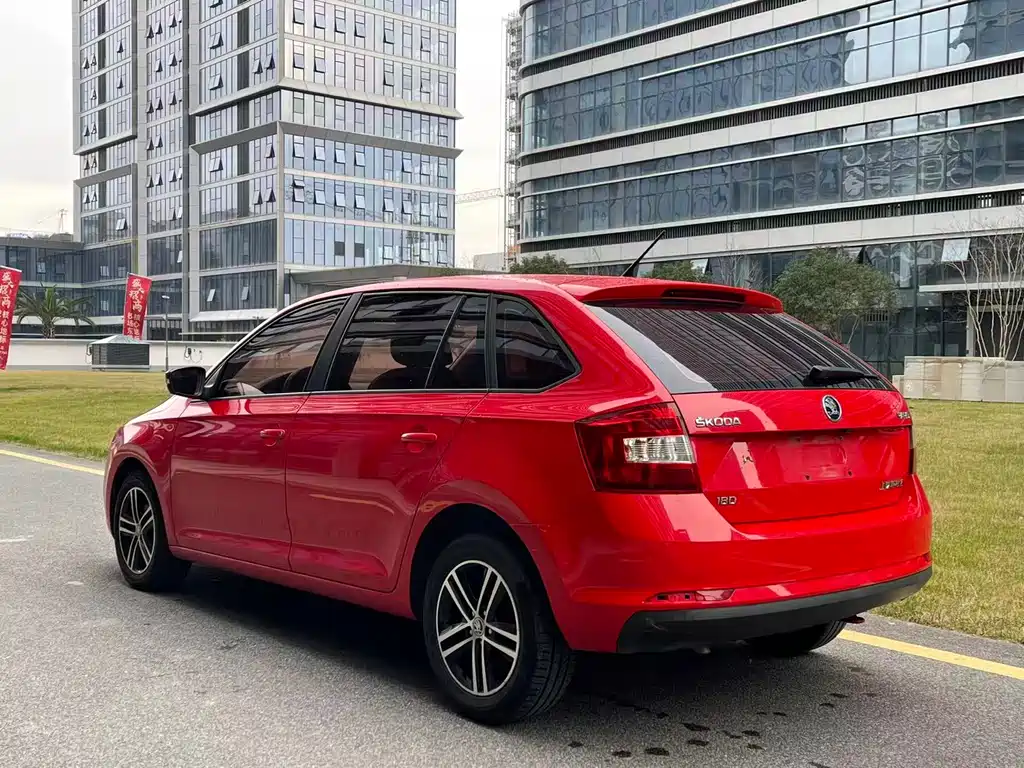 Rapid Spaceback 昕动 2018款 1.6 L 自动标准版