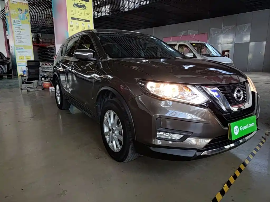 X-Trail 2.0 L CVT Comfort 2 WD
