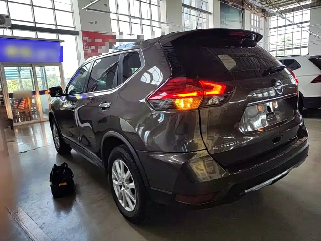 X-Trail 2.0 L CVT Comfort 2 WD