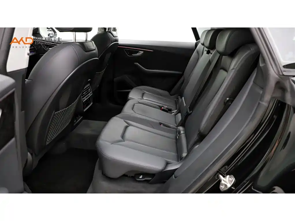 Audi Q8 55 TFSI Luxury Dynamic