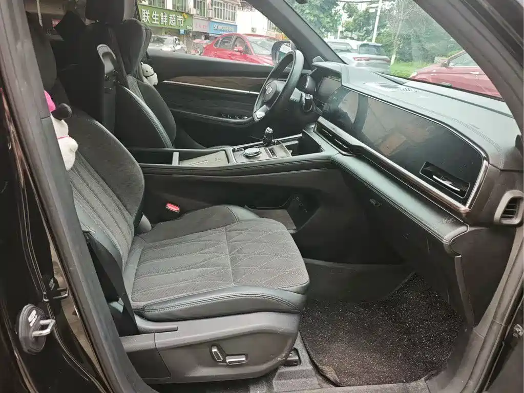 Xingyue L Oriental Shine 2.0 TD Auto Star Embrace