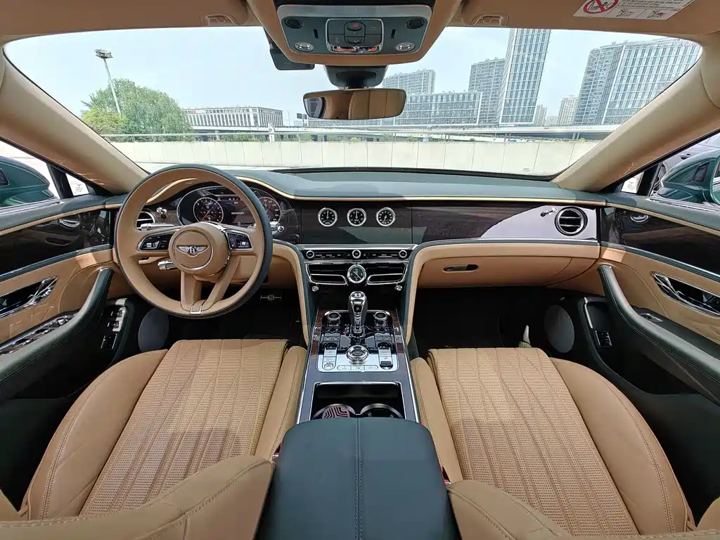 Flying Spur PHEV 2.9 T V6 Hybrid