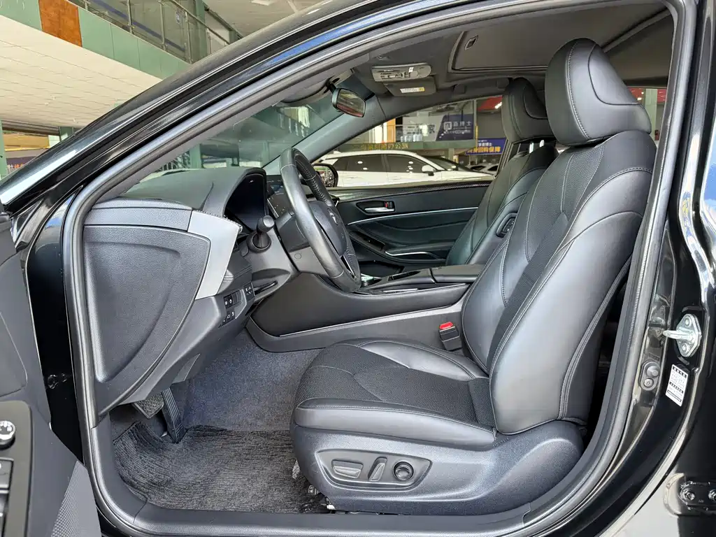 Avalon 2.0 L Select