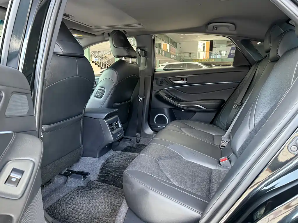 Avalon 2.0 L Select