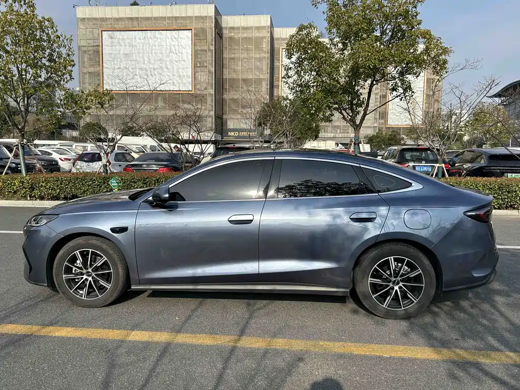 Seal 06 DM-i Smart Drive 120 KM Premium